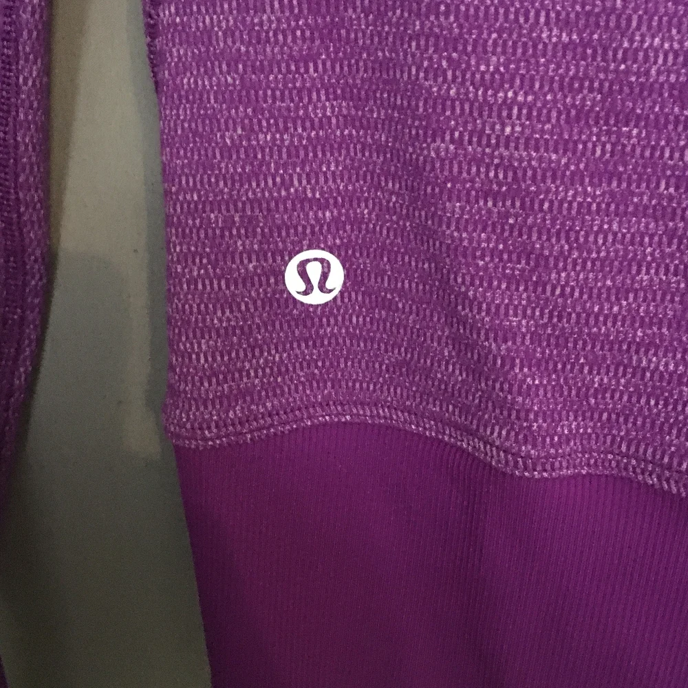 Lululemon Runderful 1/2 Zip - Picture 4 of 5